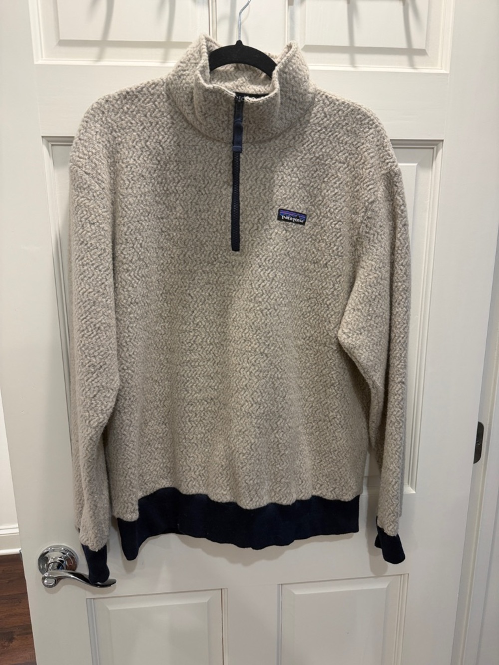 Patagonia Men’s Woolyester Fleece Pullover Sweater in Oatmeal Heather